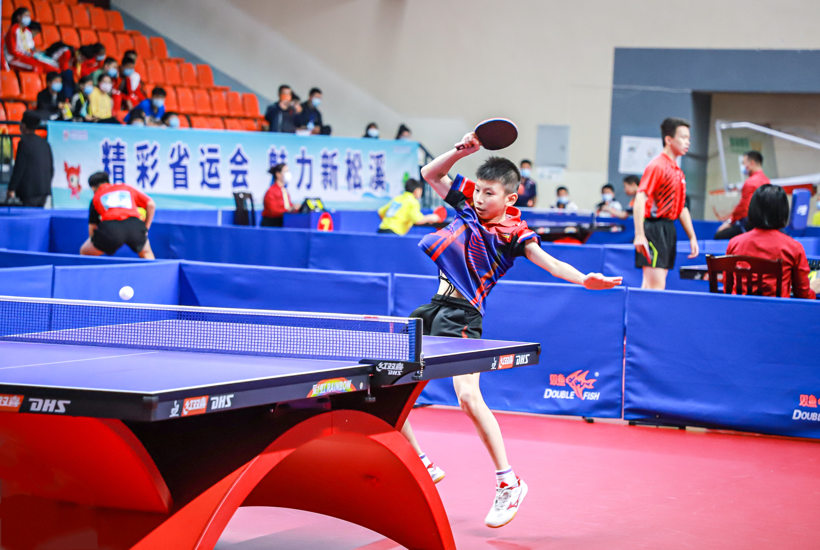 体育申花“蓝白争霸”避免伤病 多套阵容应对密集赛程